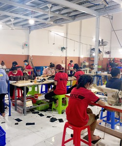 Cách bảo quản ví da bền đẹp