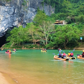 Tour Hành Trình Di Sản Miền Trung 5N4Đ mua sắm online 