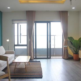 thuê căn hộ monarchy  mua sắm online 