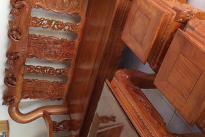 salon gõ đỏ tay 12