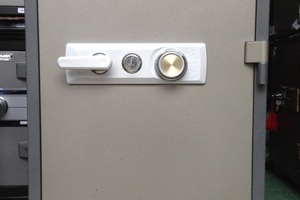 Két sắt Hàn Quốc thanh lý giá rẻ hàng mới 98% nhập khẩu