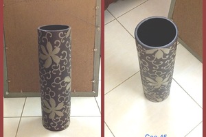 Lọ hoa hoa văn đen