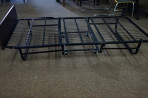 Giường xếp kẽm sơn tỉnh điện