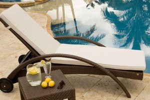 Giường bãi biển mây nhựa thỏa mái bên người thân - LTG04