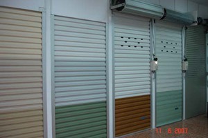 Cửa cuốn, cửa kính, cửa nhôm kính , cửa cường lực bền đẹp 