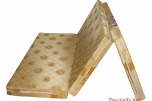 Đệm bông ép giá rẻ Queensweet