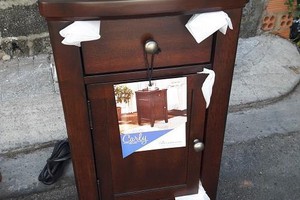 Tủ đầu giường cổ điển 