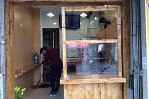 Thanh lý quầy bánh mỳ mới sử dụng.