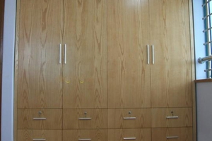 Tủ quần áo 4 cánh rộng rãi cho cả nhà 