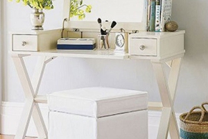 Bàn trang điểm - TD003