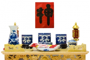 Ban Thờ Gia Tiên Chạm Khắc Rồng