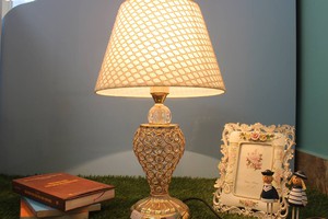 Đèn ngủ để bàn đẹp