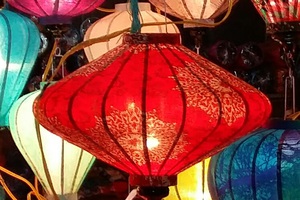 Bán các loại đèn lồng truyền thống Hội An