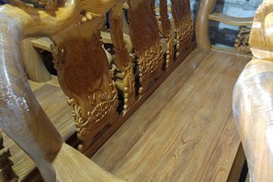 Bộ bàn ghế giả cổ trạm tứ linh ( gỗ lim ) tay 12