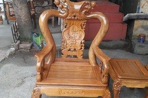 Bộ bàn ghế giả cổ trạm đào ( gỗ lim ) tay 12