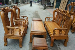 ​​​Bộ bàn ghế giả cổ trạm đào tay 12 gỗ nghiến.