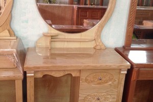 Bàn Phấn Gỗ Sồi Nga.