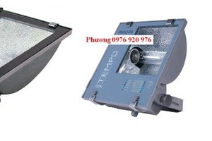 Đèn chiếu sáng sân bóng, công trường xây dựng