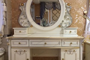 5 mẫu bàn trang điểm cổ điển gỗ tự nhiên đẹp nhất năm 2018