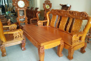 Bộ bàn ghế quốc voi gỗ g.õ đỏ.