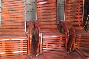Ghế thư giãn gỗ sồi Việt Nam
