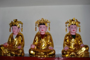 Tượng Tam Tòa Thánh Mẫu