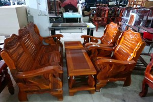 Thanh lý bộ sofa gỗ Đài Loan giá rẻ