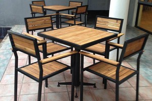 Bộ bàn ghế chân sắt cho quán ăn