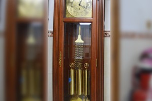 Đồng hồ SO3 Howard Miller Sản xuất tại Đức (nguyên bản)