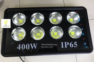 Đèn pha led 400w sân bóng (bảo hành 2 năm )