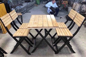 Bàn ghế quán nhậu