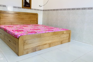 giường gỗ sồi mỹ KT526