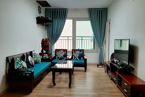 Đệm ghế gỗ tông màu xanh dịu mát