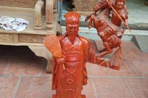 Tượng Khổng Minh cao 70 gỗ xà cừ.