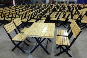 Cần thanh lý gấp 20 bàn ghế gỗ quán nhậu giá tại xưởng