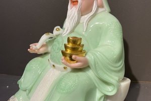 Tượng thần tài thổ địa bằng đá xanh ngọc giá rẻ tại Hà Nội