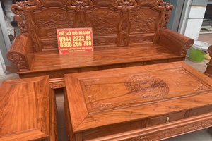 Bộ bàn ghế Khổng Tử gỗ hương đá.