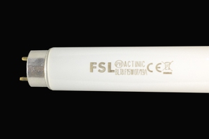 Bóng đèn thu hút diệt côn trùng FSL 15W - 45cm