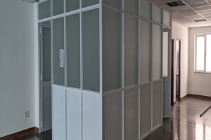 Vách ngăn nhôm kính giá rẻ