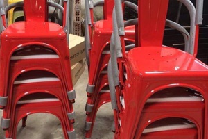 Ghế sắt tolix màu đỏ