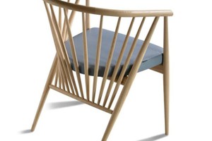 Ghế gỗ kiểu dáng độc đáo