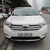 Toyota Highlander SE 2011 màu trắng