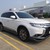 Gia đình bán Mitsubishi Outlander 2.4 premium trắng.kem 2018