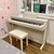 Bowman-PIANO-CX250-mau-trang-duoc-lap-dat-tai-Times-City-cho-ban-nho-tap-dan-mua-dich