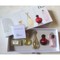 Set nước hoa Dior gồm 5 chai mini 5ml với 5 mùi hương khác nhau giúp bạn thay đổi phong cách